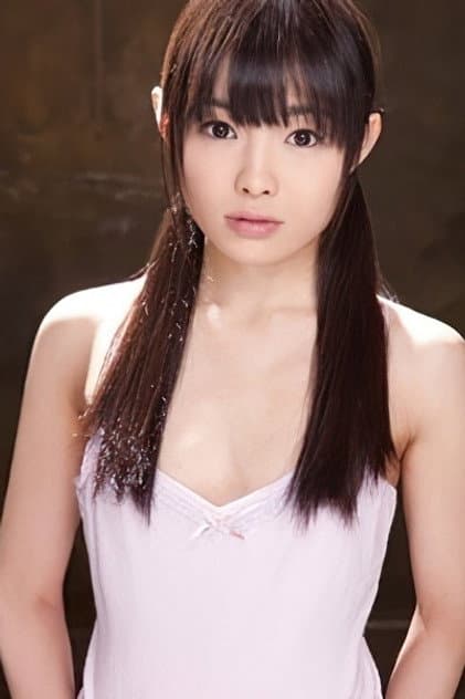 初咲里奈