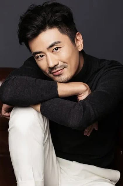 李易泽