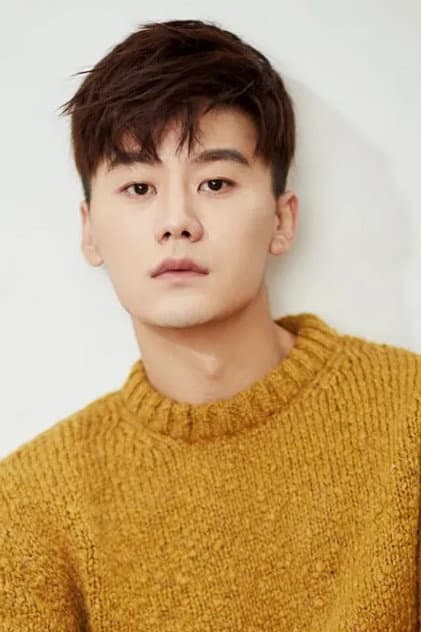 李柄辉
