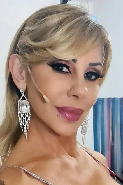 Mónica Farro