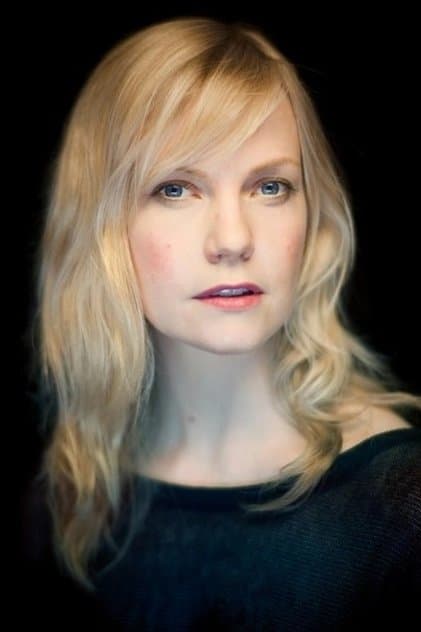Laura Harris
