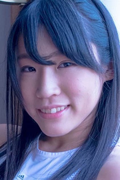 新美さくら