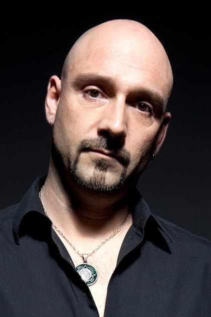 Oliver Hartmann