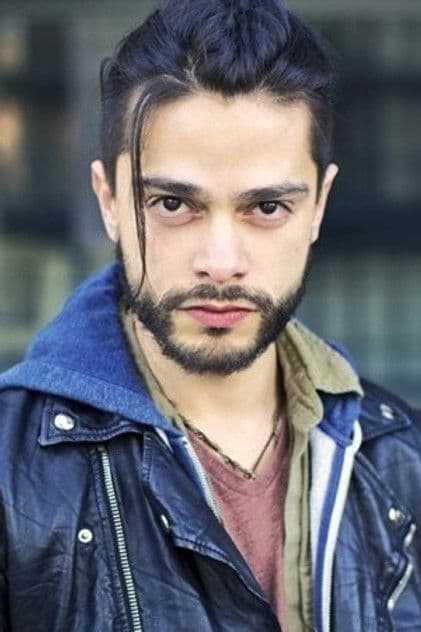 Víctor Ayala