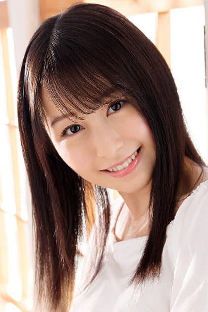 成田つむぎ