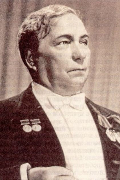 Максим Михайлов