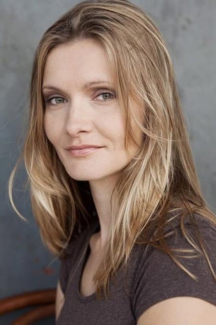 Alexandra Finder