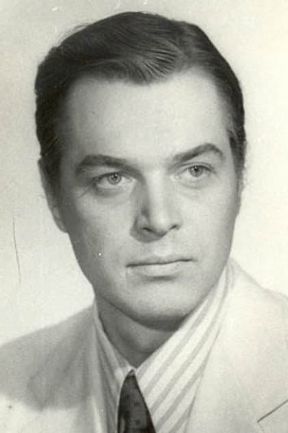 Александр Овчинников