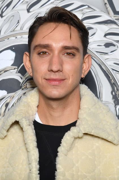Oliver Sim