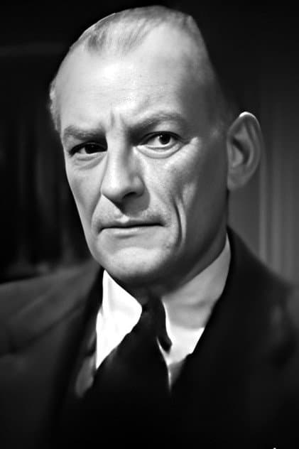 Robert Strange