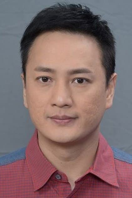 何偉業
