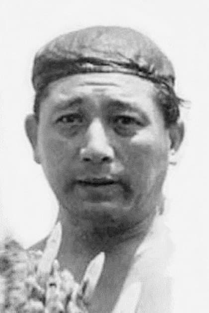手塚勝巳