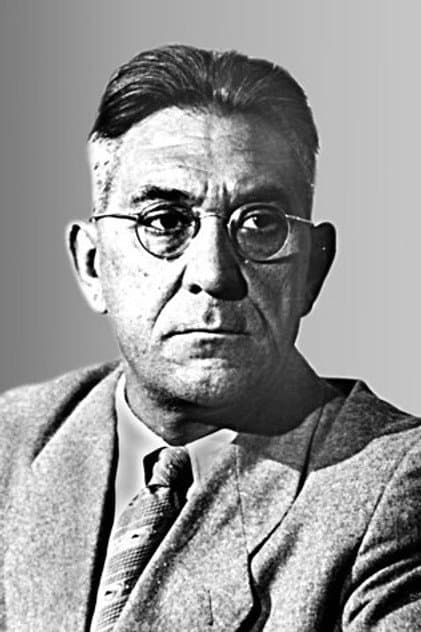 Юрий Лавров