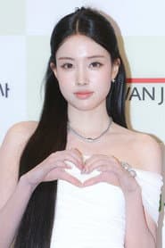 윤