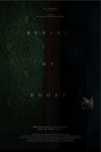 Detrás de mis puertas