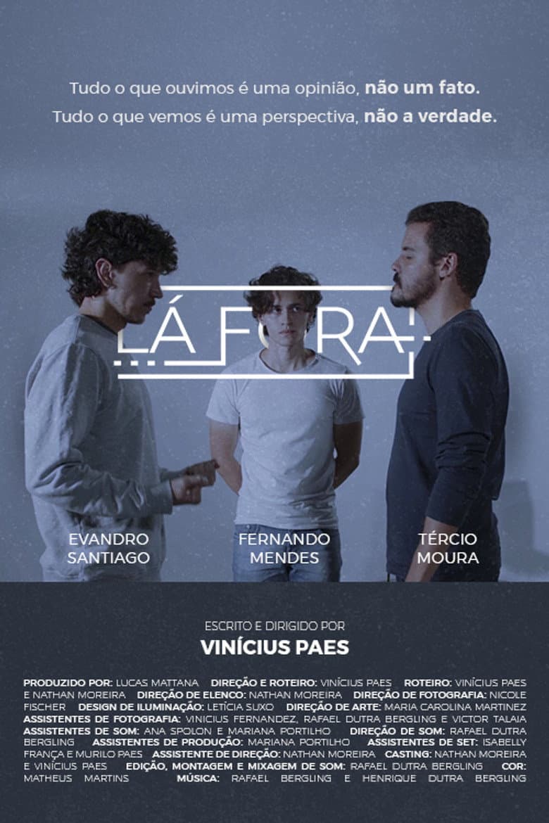 Lá Fora